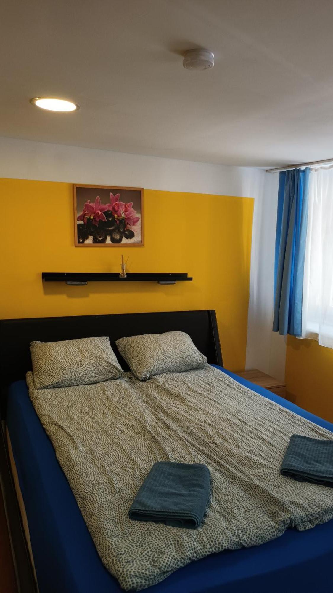 Deniz Guesthouse Budapest Exterior photo